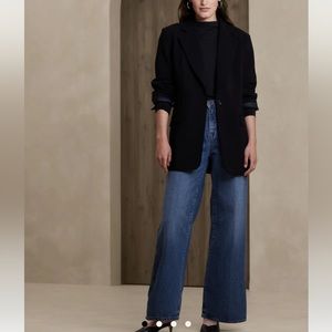 NWT High Rise Wide Leg Jeans